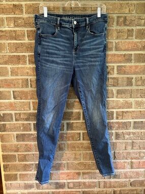 American Eagle Outfitters Medium Dark Blue Skinny Jeans